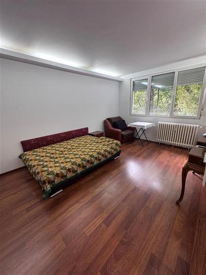 Apartament cu 2 camere decomandat, mobilat în Brâncoveanu