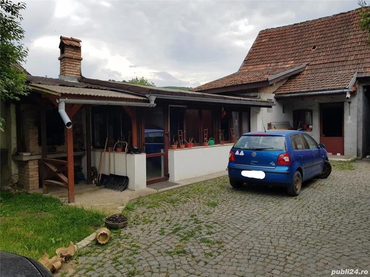Casă în Comana