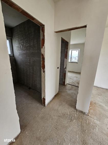 Casă cu 4 camere cu Teren 500 Mp în Central