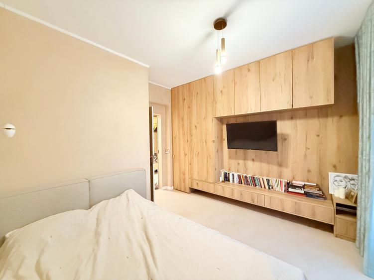 Apartament cu 2 camere decomandat, mobilat în Titan