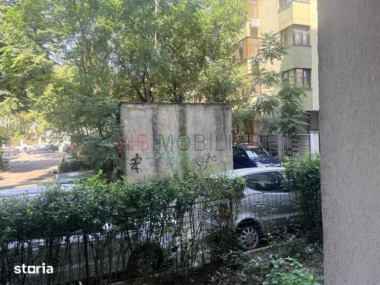 Apartament cu 3 camere în Grivița