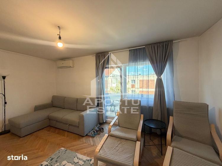 Apartament cu 2 camere decomandat în Bucovina