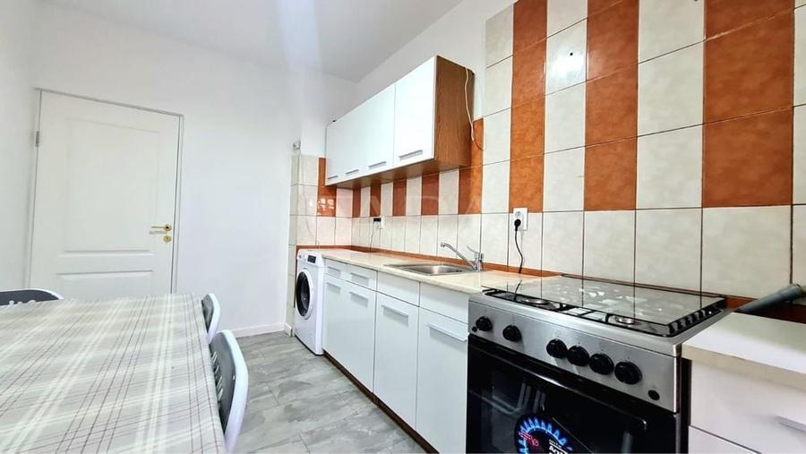 Apartament cu 3 camere decomandat, mobilat în Gheorgheni