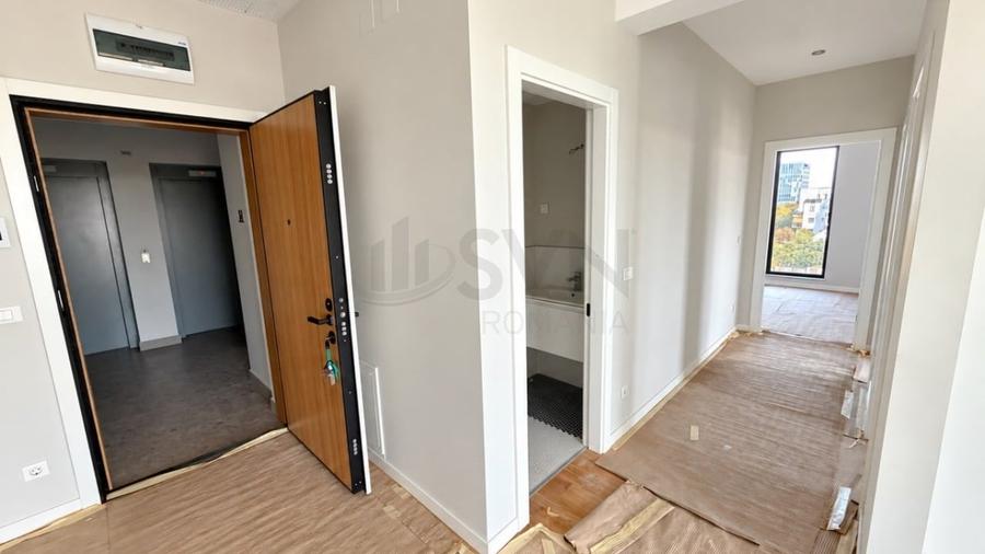 Apartament cu 3 camere decomandat în Băneasa