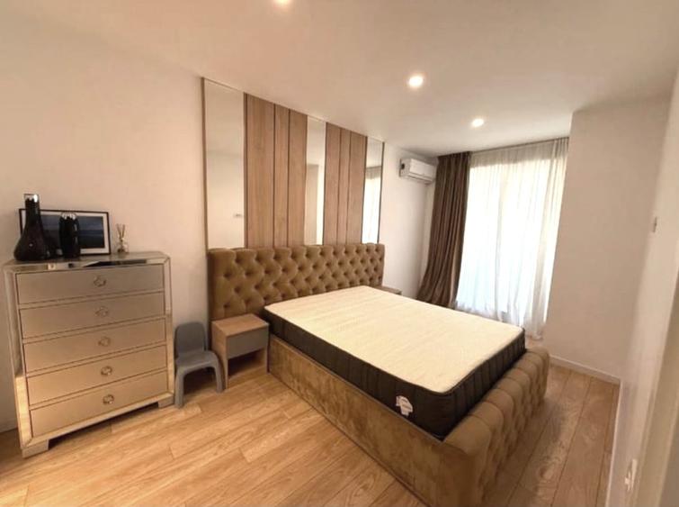 Apartament cu 3 camere decomandat, mobilat în Pipera