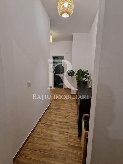 Apartament cu 3 camere decomandat, mobilat în Nufărul