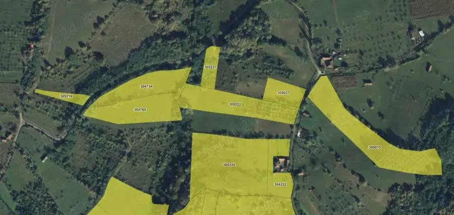 Teren de 1720 mp, în Lupești