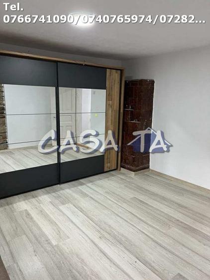 Casă individuală cu 3 camere cu Canalizare în Săulești