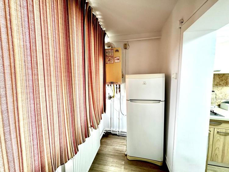 Apartament cu 2 camere decomandat, mobilat în Lipovei