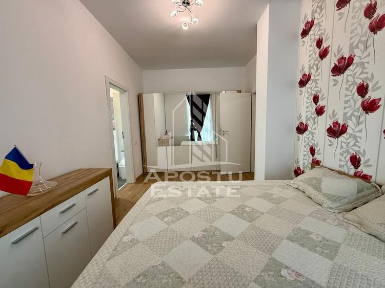 Apartament cu 2 camere semidecomandat, mobilat în Tipografilor