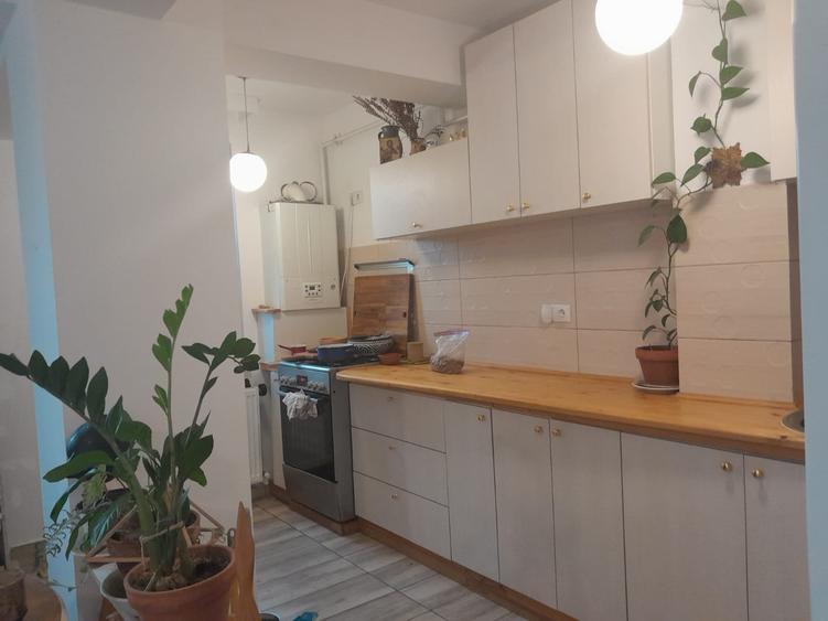 Apartament cu 2 camere decomandat, mobilat în Păcurari
