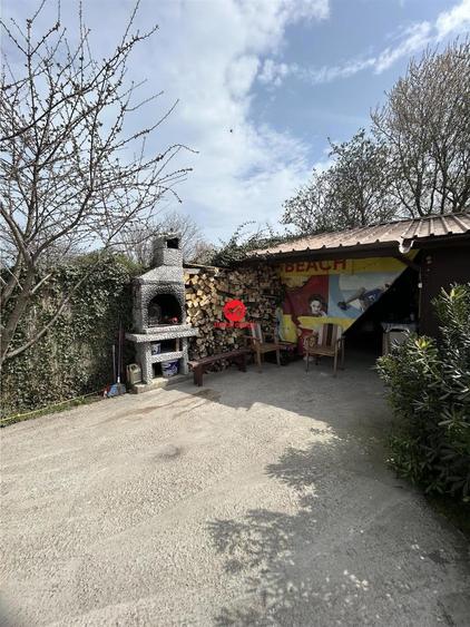 Casă cu 4 camere cu Teren 555 Mp în Eforie