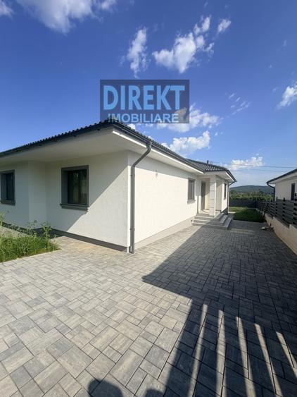 Casă individuală cu 4 camere cu Teren 470 Mp în Centura