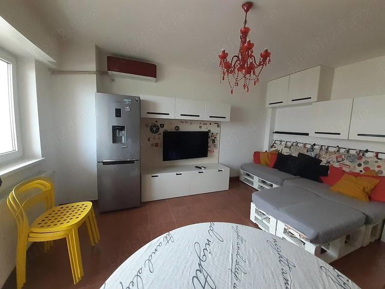 Apartament cu 2 camere decomandat în Central