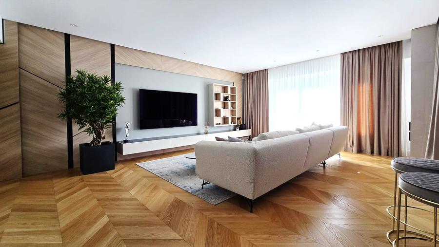 Apartament cu 3 camere decomandat în Iancu Nicolae