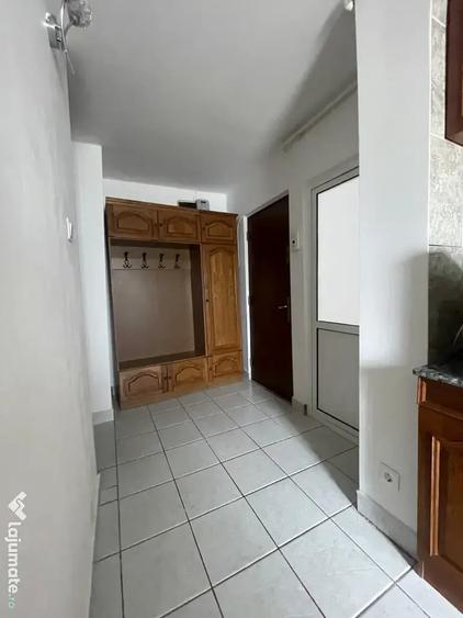 Apartament cu 3 camere decomandat în Tăbăcărie