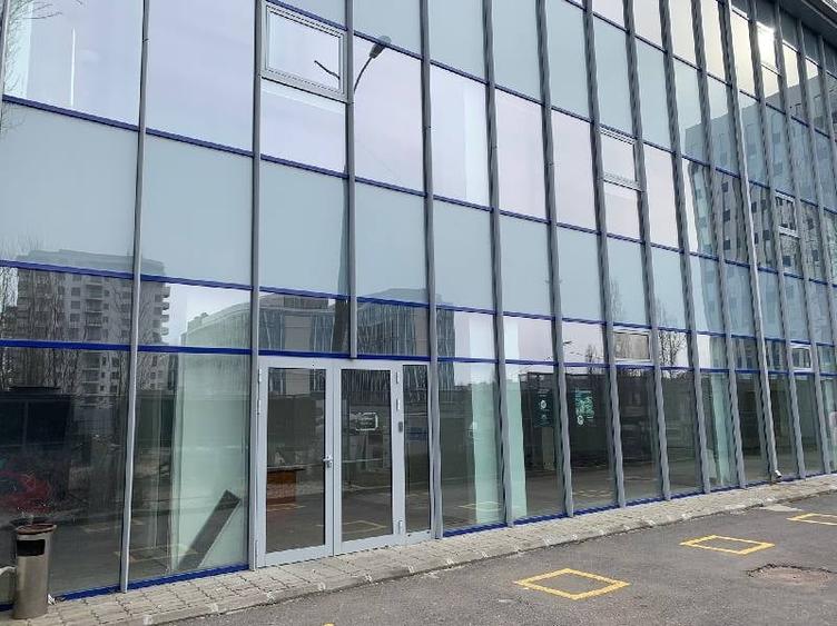 Birou, de 536 mp, în P-ta Presei Libere