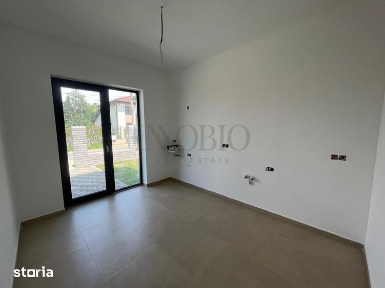 Vila individuala moderna, P+1+M, cu curte generoasa Tunari - 13