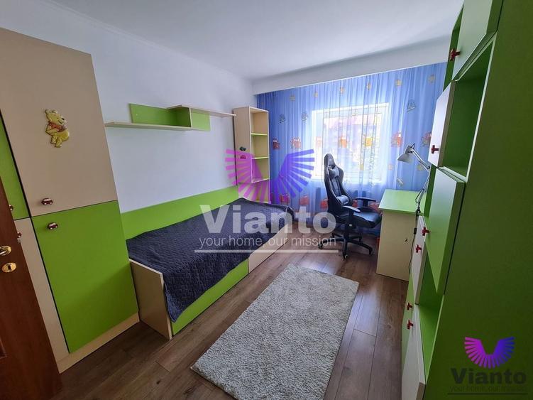 Apartament cu 3 camere decomandat, mobilat în Central
