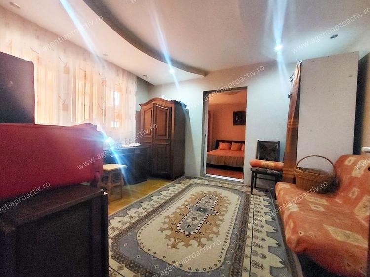 Apartament cu 4 camere semidecomandat în Port