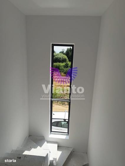 Casă cu 4 camere cu Teren 310 Mp în Cristian