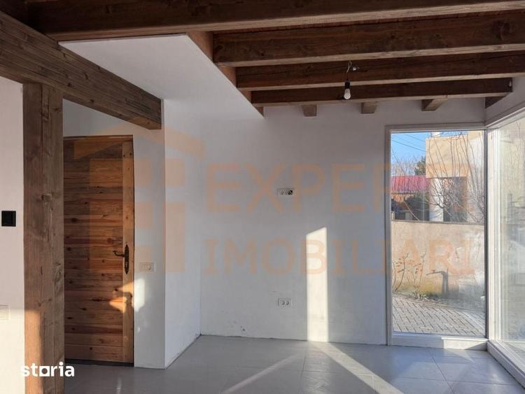 Casă cu 4 camere cu Teren 280 Mp în Central