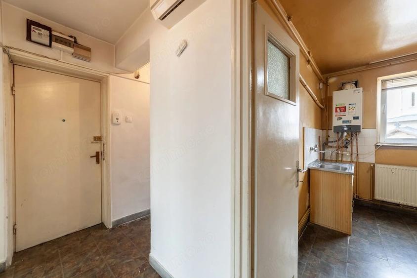 Apartament cu 2 camere decomandat în Central