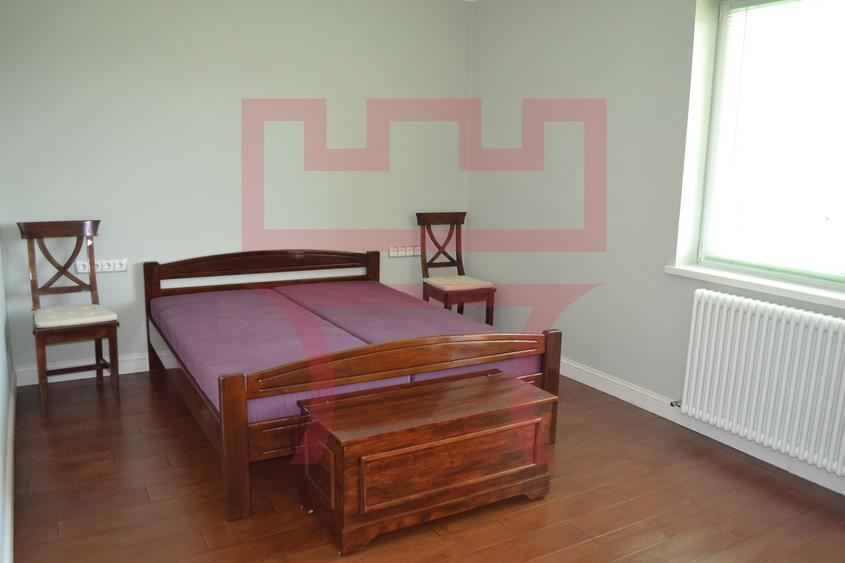 Apartament cu 4 camere decomandat, mobilat în Mărăști