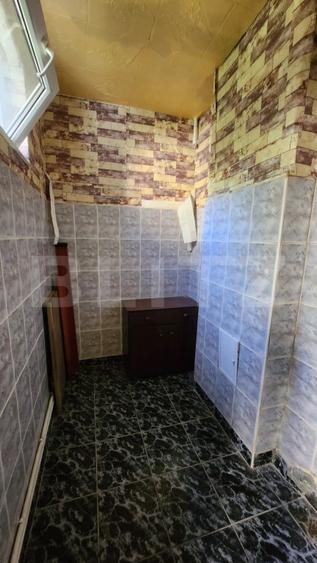 Spațiu comercial, de 80 mp, în Rovinari