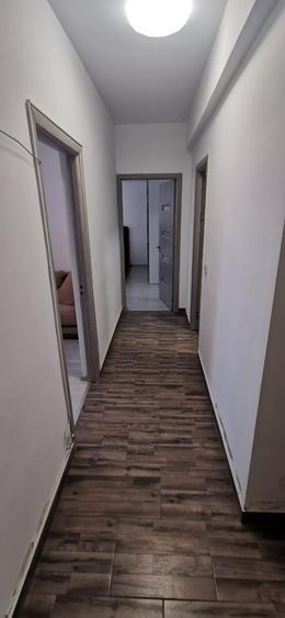 Apartament cu 2 camere decomandat în Brădești