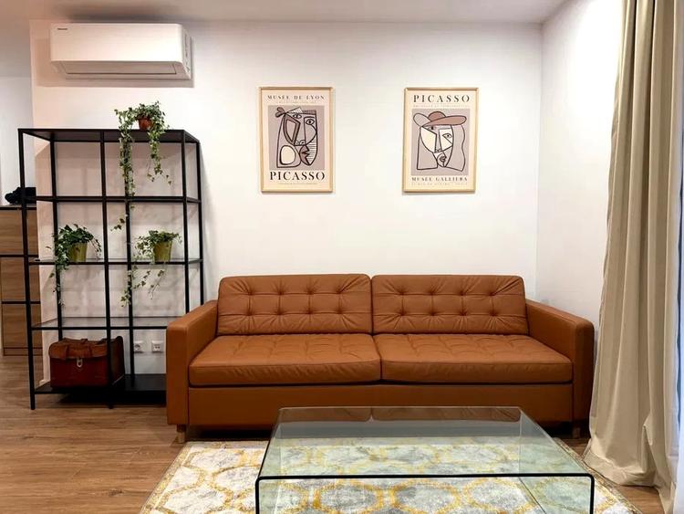 Apartament cu 3 camere decomandat, mobilat în Pantelimon