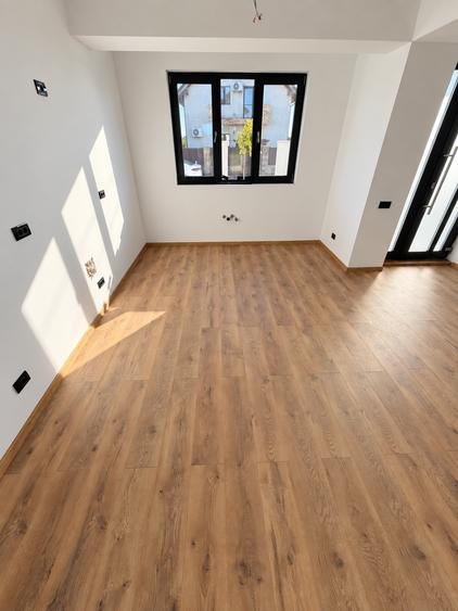 Comuna Berceni - Casa 4 Camere 2 Bai 422mp Teren - 11