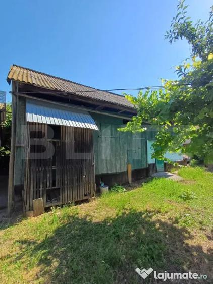 Casă cu 4 camere cu Teren 2200 Mp în Central