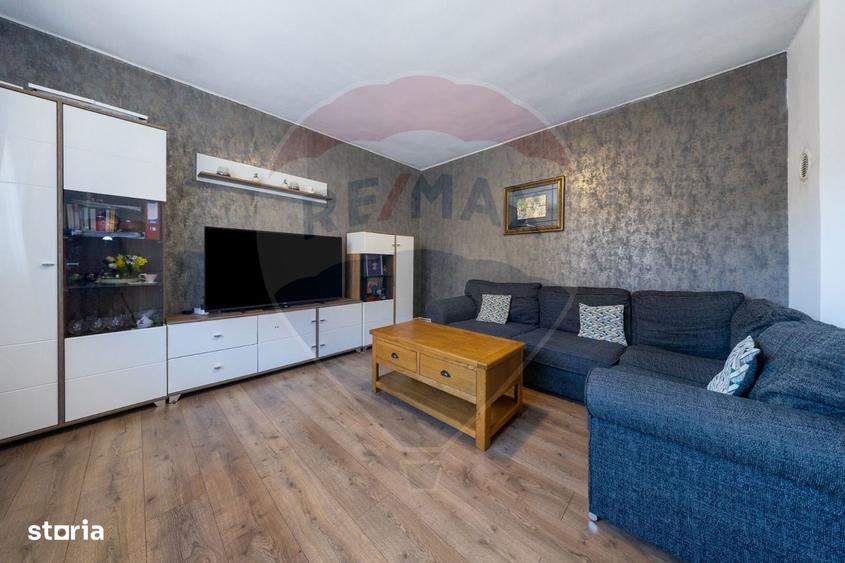 Casă cu 4 camere cu Teren 390 Mp în Hălchiu