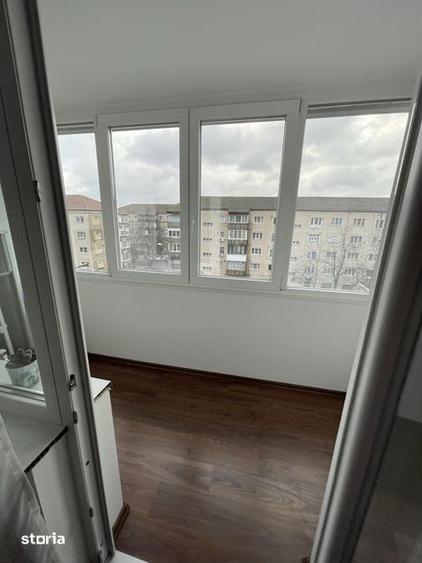 Apartament cu 3 camere în Lipovei
