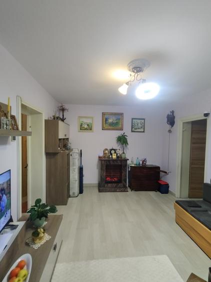 Etaj  1apartament 3Camere Tomis 1-Spitalul judetean - 11