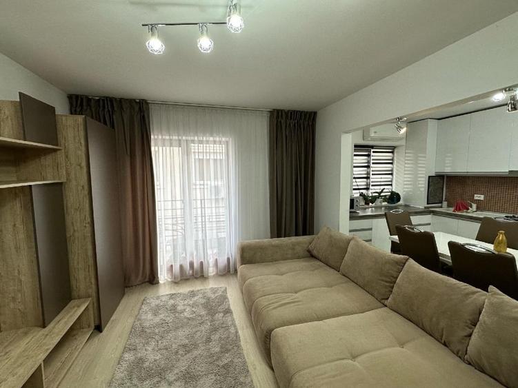 Apartament cu 2 camere semidecomandat, mobilat în Dumbrăvița