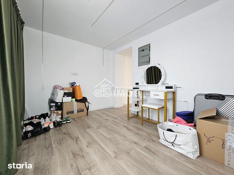 Casă cu 4 camere decomandat cu Teren 1201 Mp în Ulmi