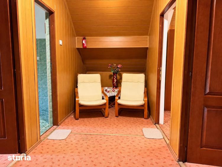 Casă cu Teren 13500 Mp în Poiana