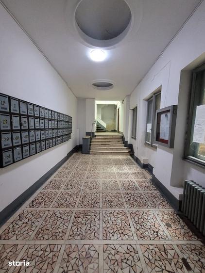 Apartament cu 3 camere în Centrul Civic