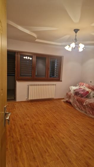 Casă cu 2 camere cu Teren 600 Mp în Brăești