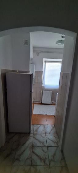 Garsonieră decomandată în Central