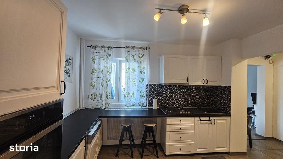 Apartament cu 2 camere semidecomandat în Tineretului