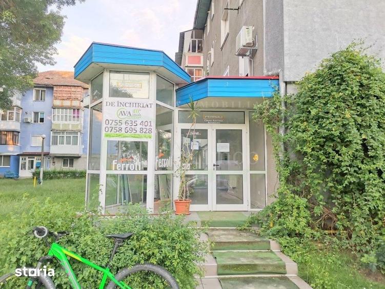 Spațiu comercial, de 43 mp, în Central