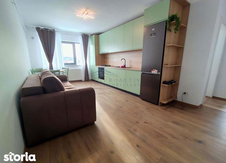 Apartament cu 3 camere, mobilat în Ipotești