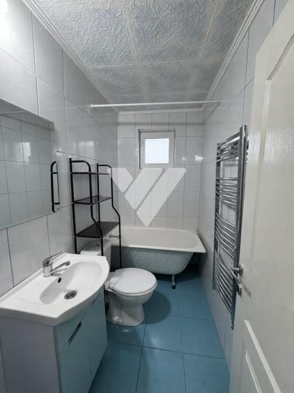 Apartament cu 2 camere decomandat, mobilat în Broscărie