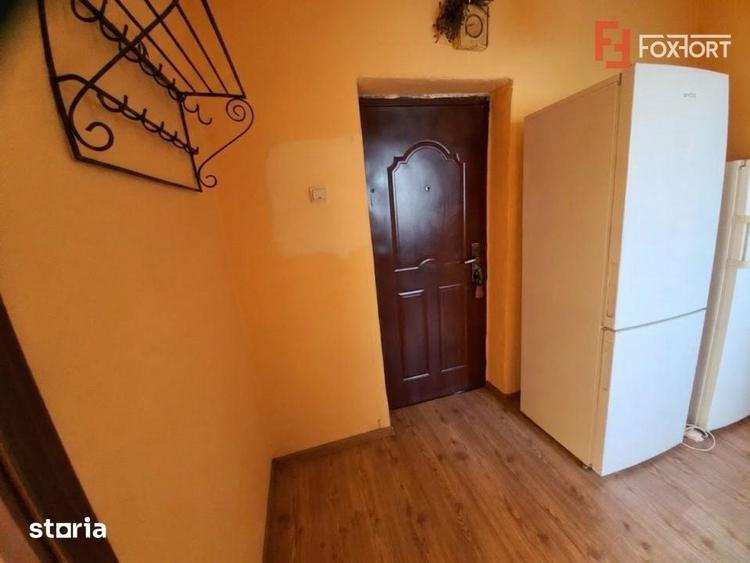 Apartament cu 2 camere decomandat în Ghiroda