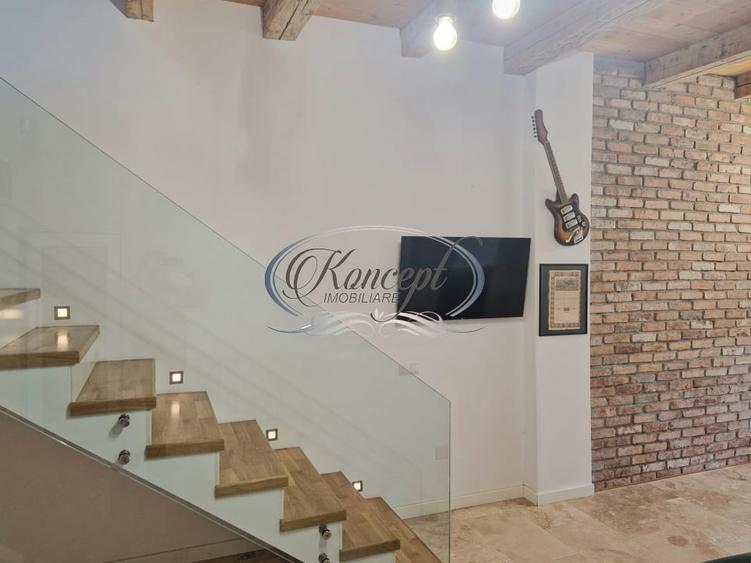 Apartament cu 4 camere semidecomandat, mobilat în Mărăști