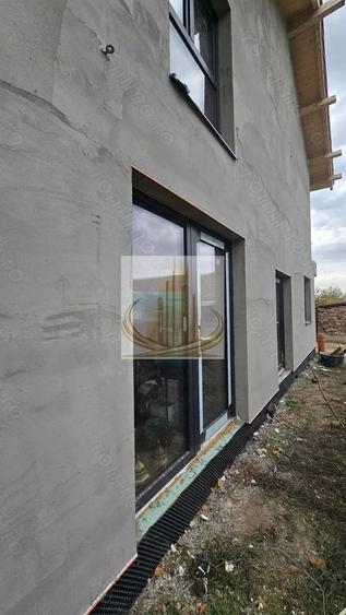 Casă cu 2 camere cu Teren 170 Mp în Sânandrei