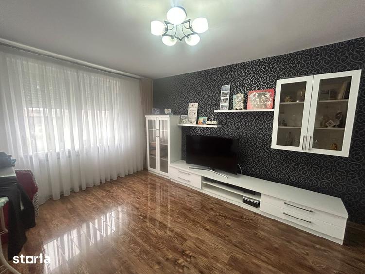 Apartament cu 3 camere în Precista